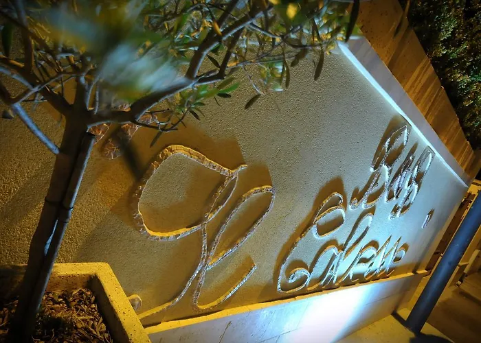 Il Calesse לינה וארוחת בוקר ג'ורדיניאנו